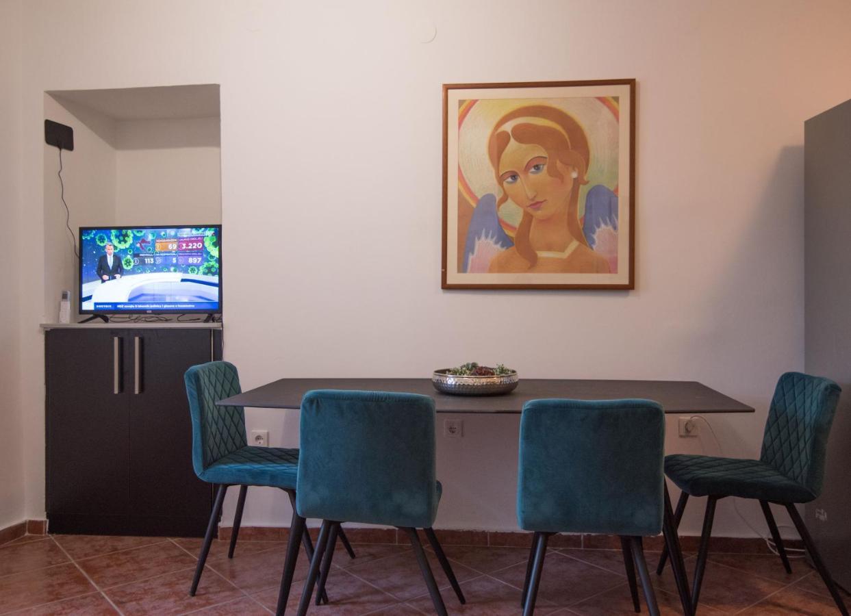 Apartmani Stones Sutivan I Exterior photo