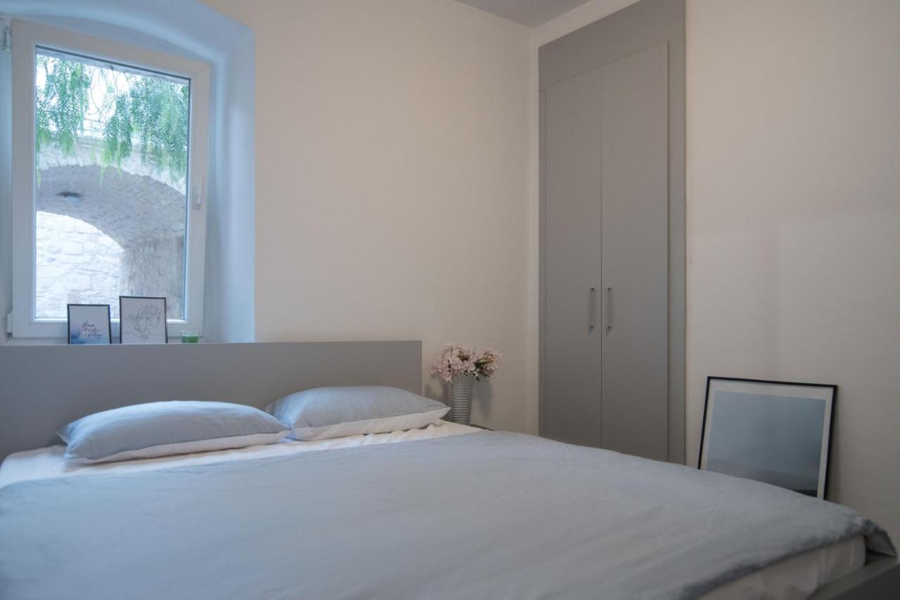Apartmani Stones Sutivan I Exterior photo
