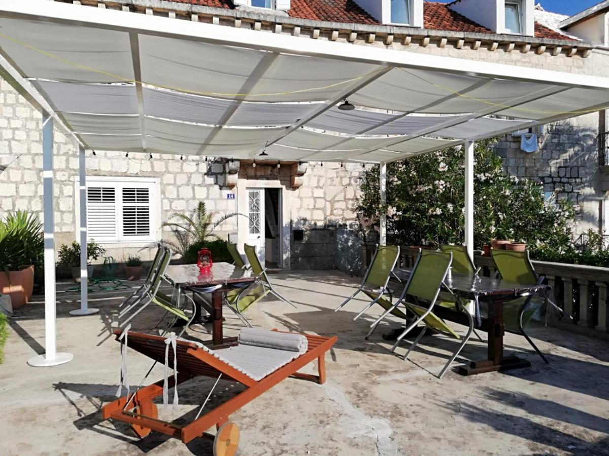 Apartmani Stones Sutivan I Exterior photo